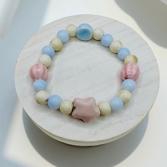 Ceramic Pastel beaded Stretch Bracelet w/ Pink Ceramic Star Bead - Picture 1 of 7